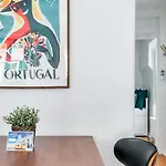Apartment Vintage Inspired Flat In