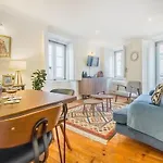 Vintage Inspired Flat In