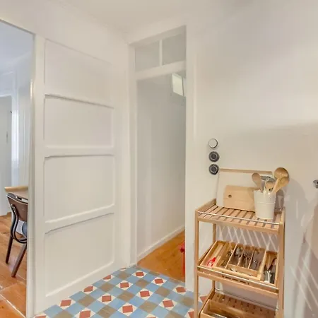 Unique And Stylish Flat In Historic *