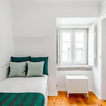 Vintage Inspired Flat In *