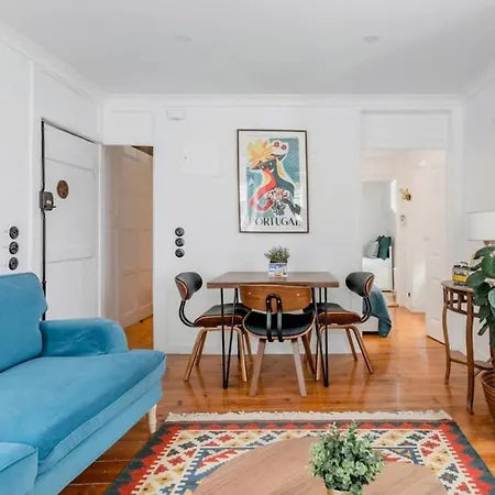 Vintage Inspired Flat In شقة